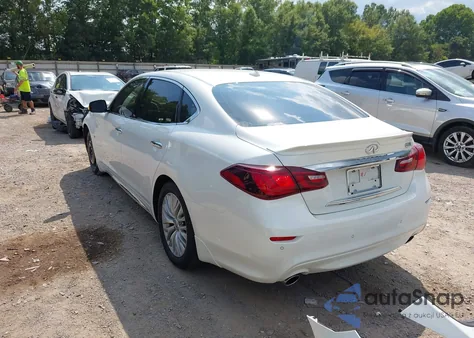 2016 Infiniti Q70L 3.7 from USA, damaged, VIN JN1BY1PP8GM630929